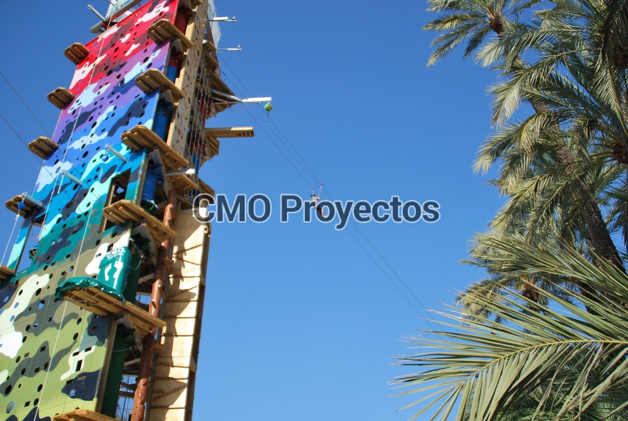 Tirolina doble gigante en Parque Multiaventura CMO Proyectos